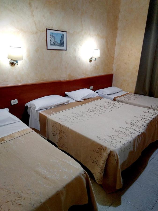 Hotel Ferrari Rom Exteriör bild